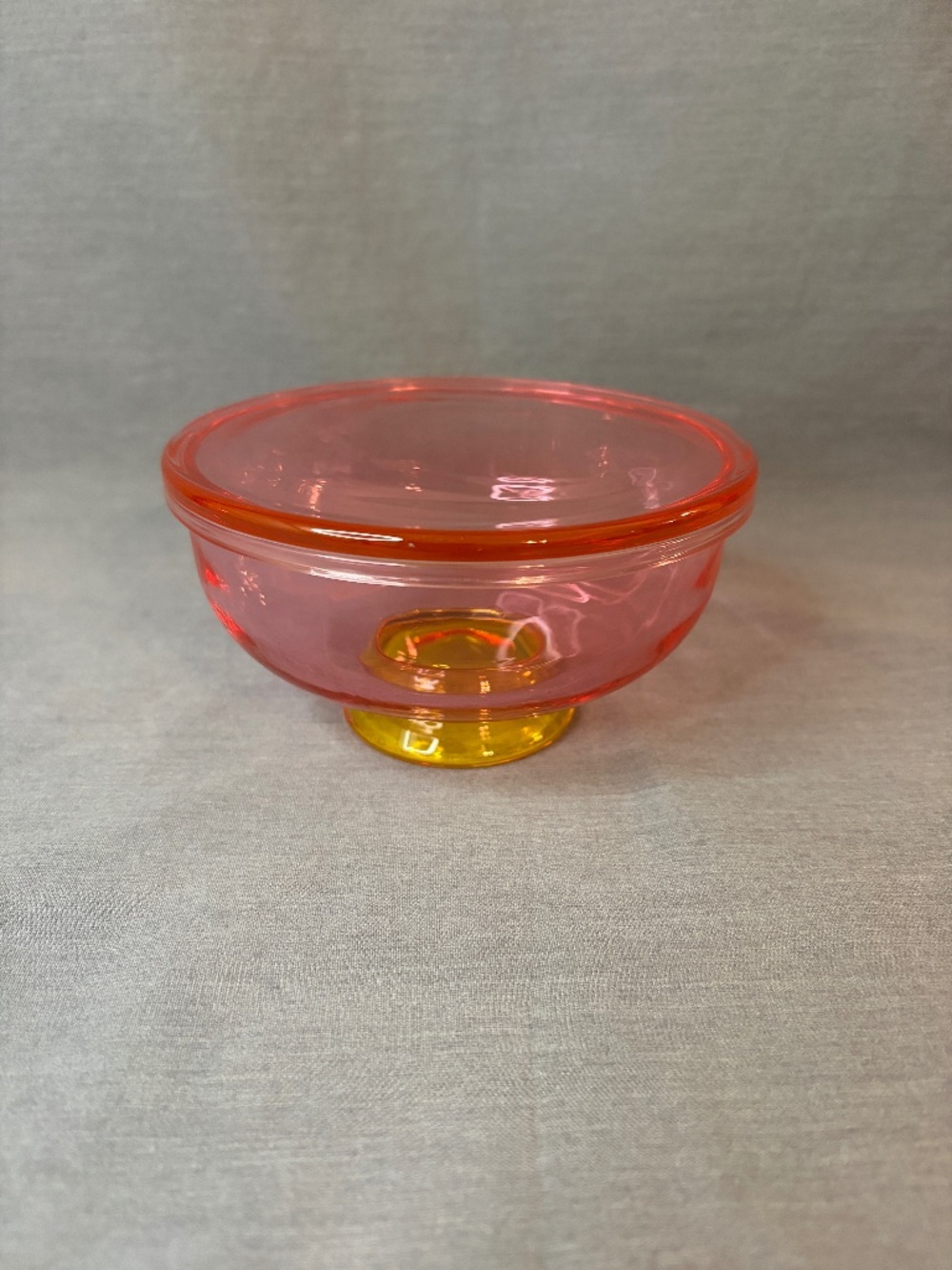 Pink Glass Bowl w/Lid Yellow Base Target Bullseye Acai Cereal Ice Cream Cheese